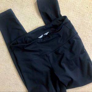 Old Navy High-Waisted Elevate Compression Leggings